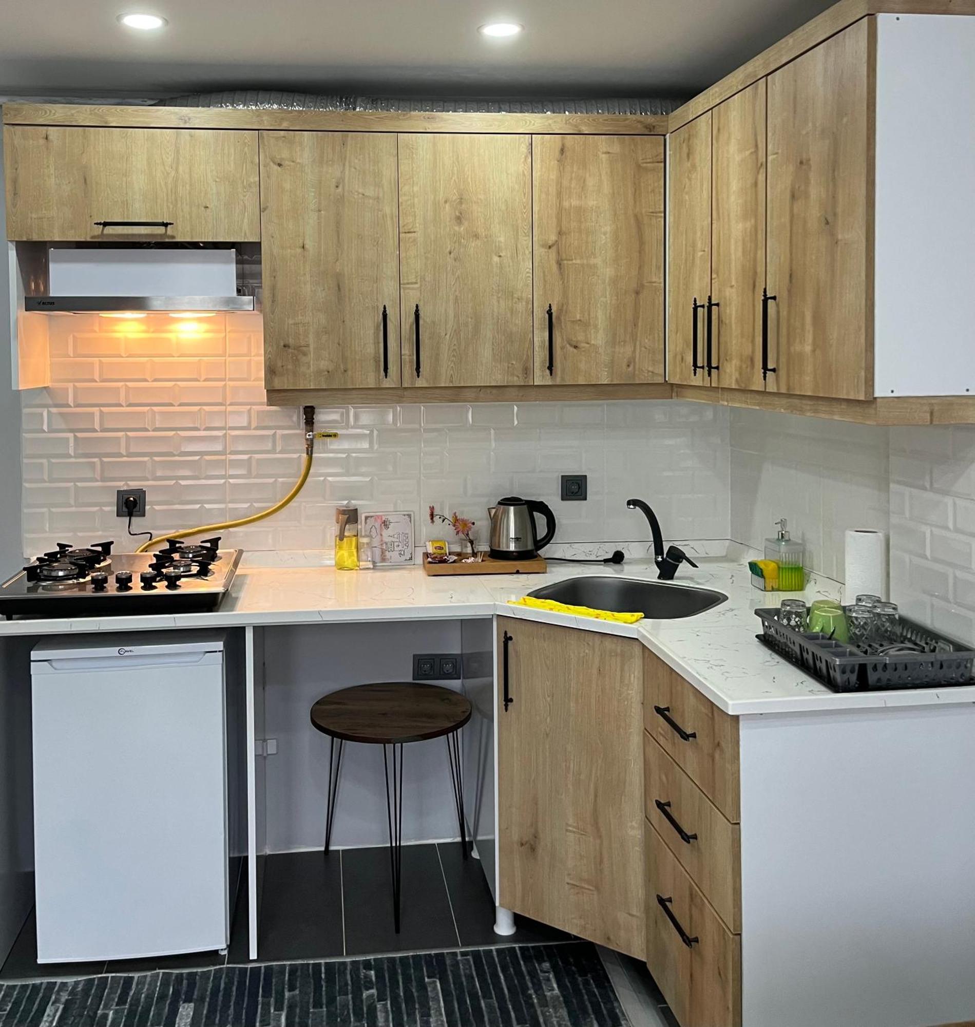 Ozn Suit Airport Hotel Arnavutkoy Экстерьер фото